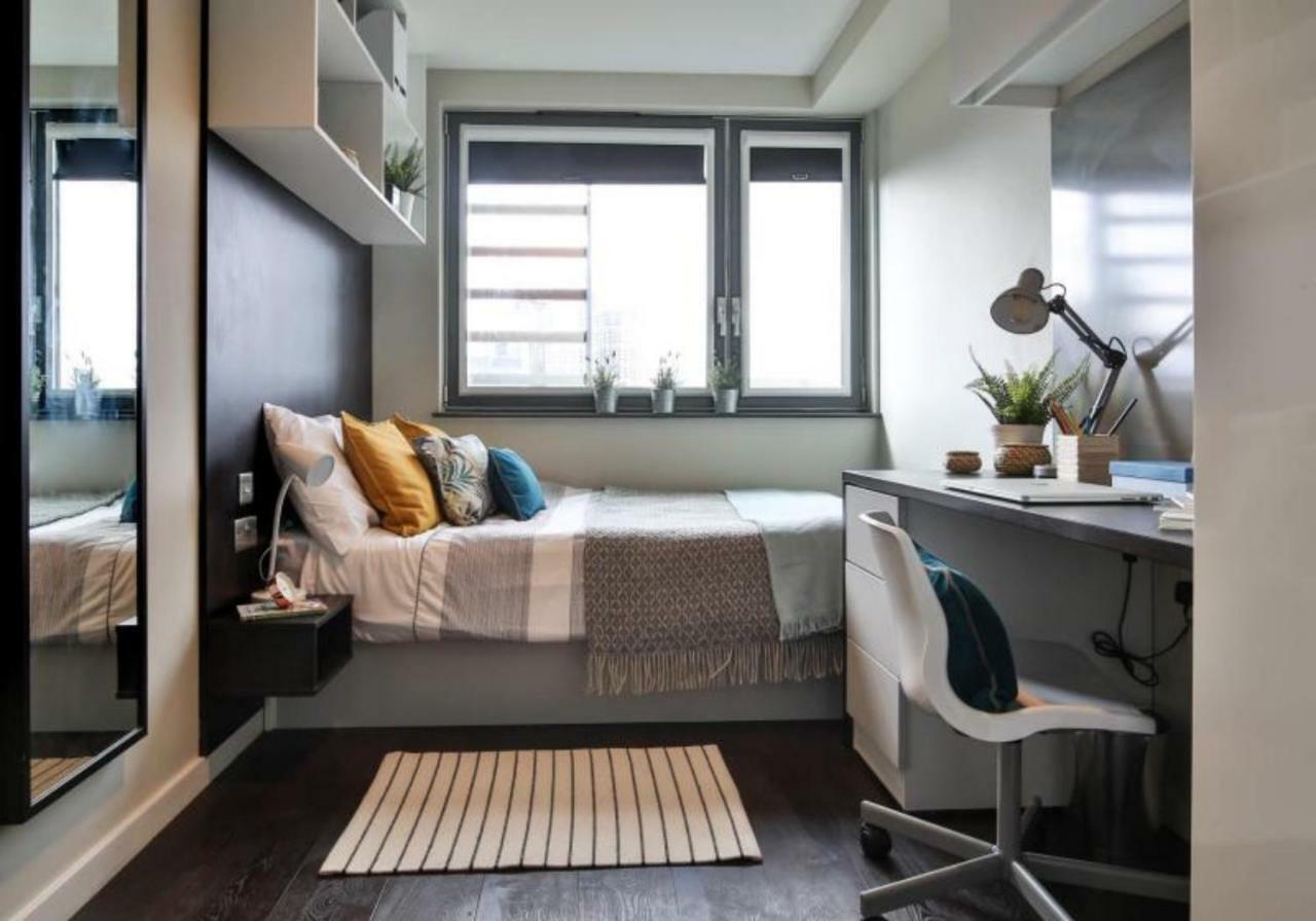 Hashtag South Bank Campus Accommodation Лондон Экстерьер фото