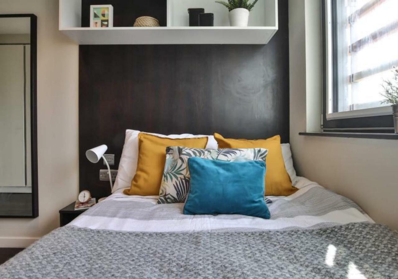 Hashtag South Bank Campus Accommodation Лондон Экстерьер фото