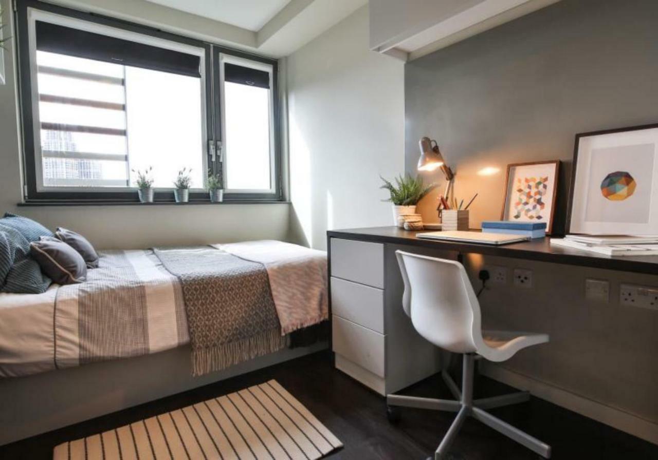 Hashtag South Bank Campus Accommodation Лондон Экстерьер фото