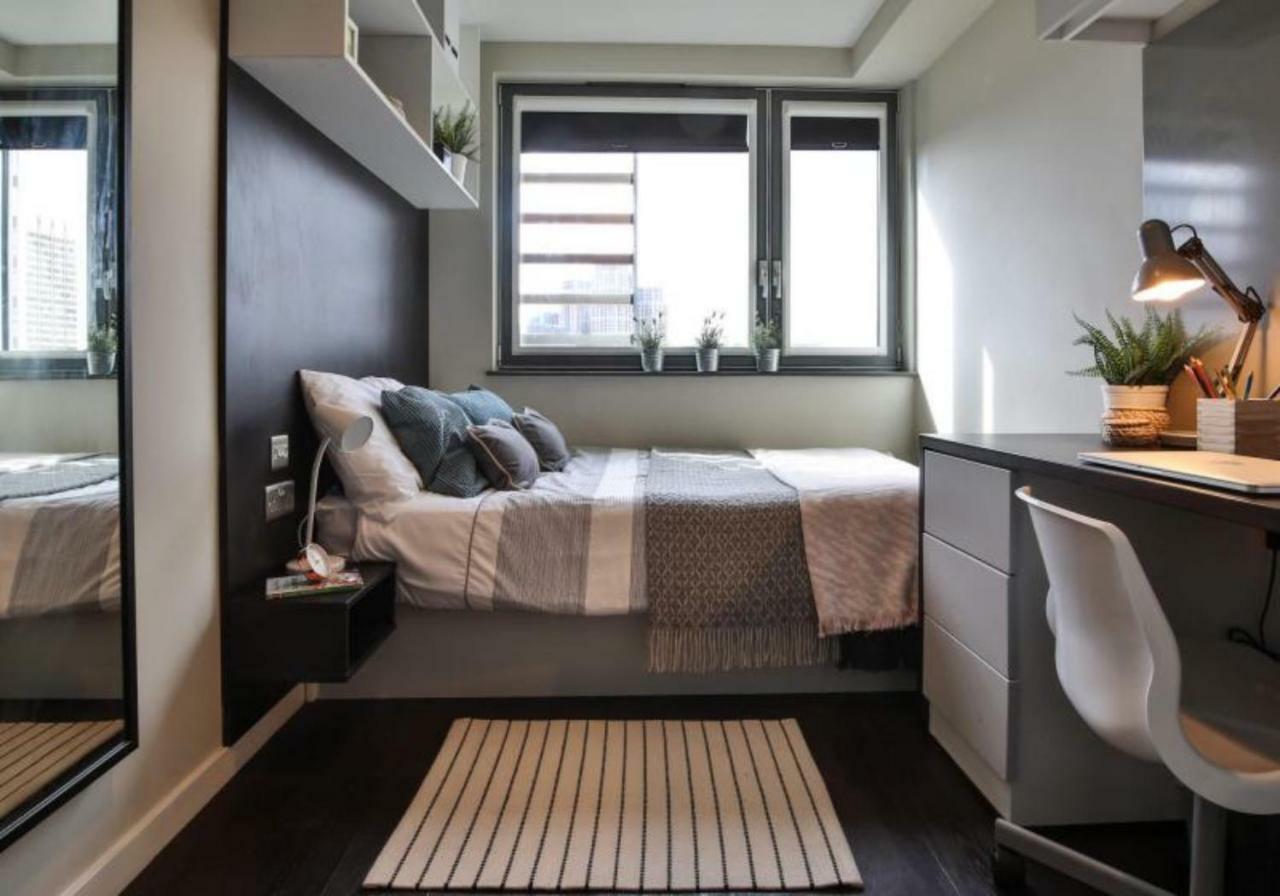Hashtag South Bank Campus Accommodation Лондон Экстерьер фото