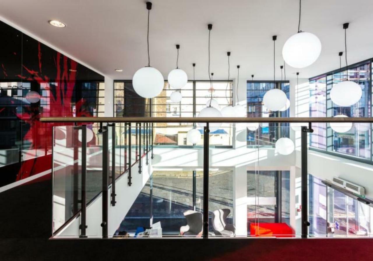 Hashtag South Bank Campus Accommodation Лондон Экстерьер фото