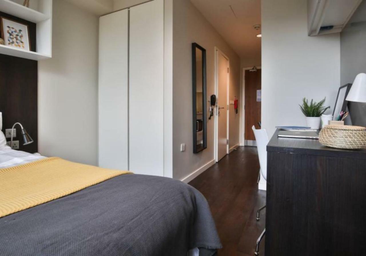 Hashtag South Bank Campus Accommodation Лондон Экстерьер фото